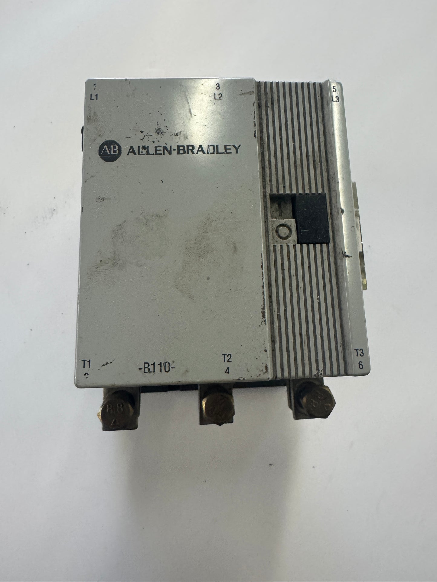 Allen-Bradley Contactor 100-B110N*3