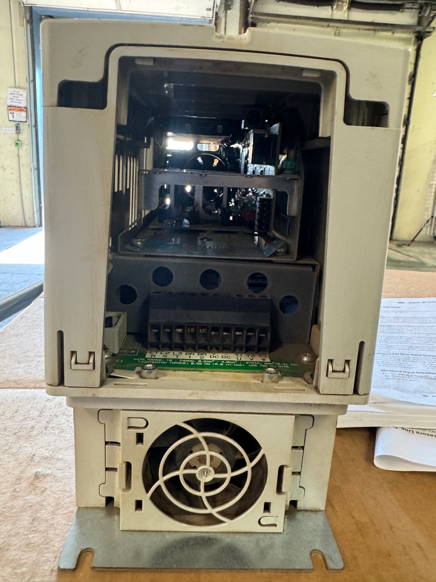Allen-Bradley 20G11ND022AA0NNNNN Variable Frequency Drive 480V AC, 3-Phase