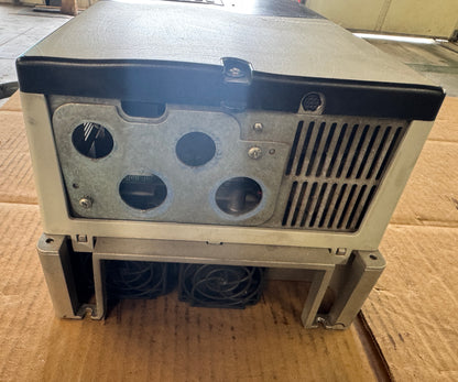 Allen-Bradley 20AD034A3AYNANC0 PowerFlex 70 AC Drive 480V AC 3-Phase 01560