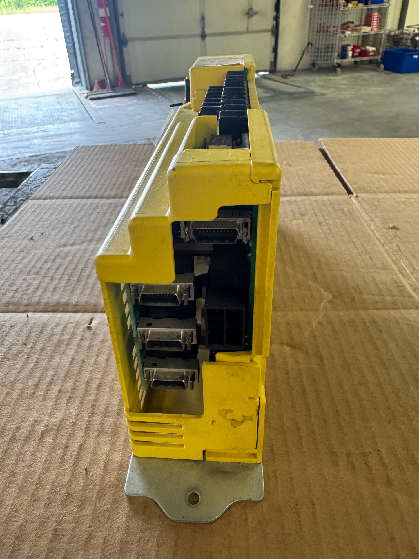 Fanuc A06B-6089-H101 Servo Amplifier Unit 200-230V AC Untested Surplus
