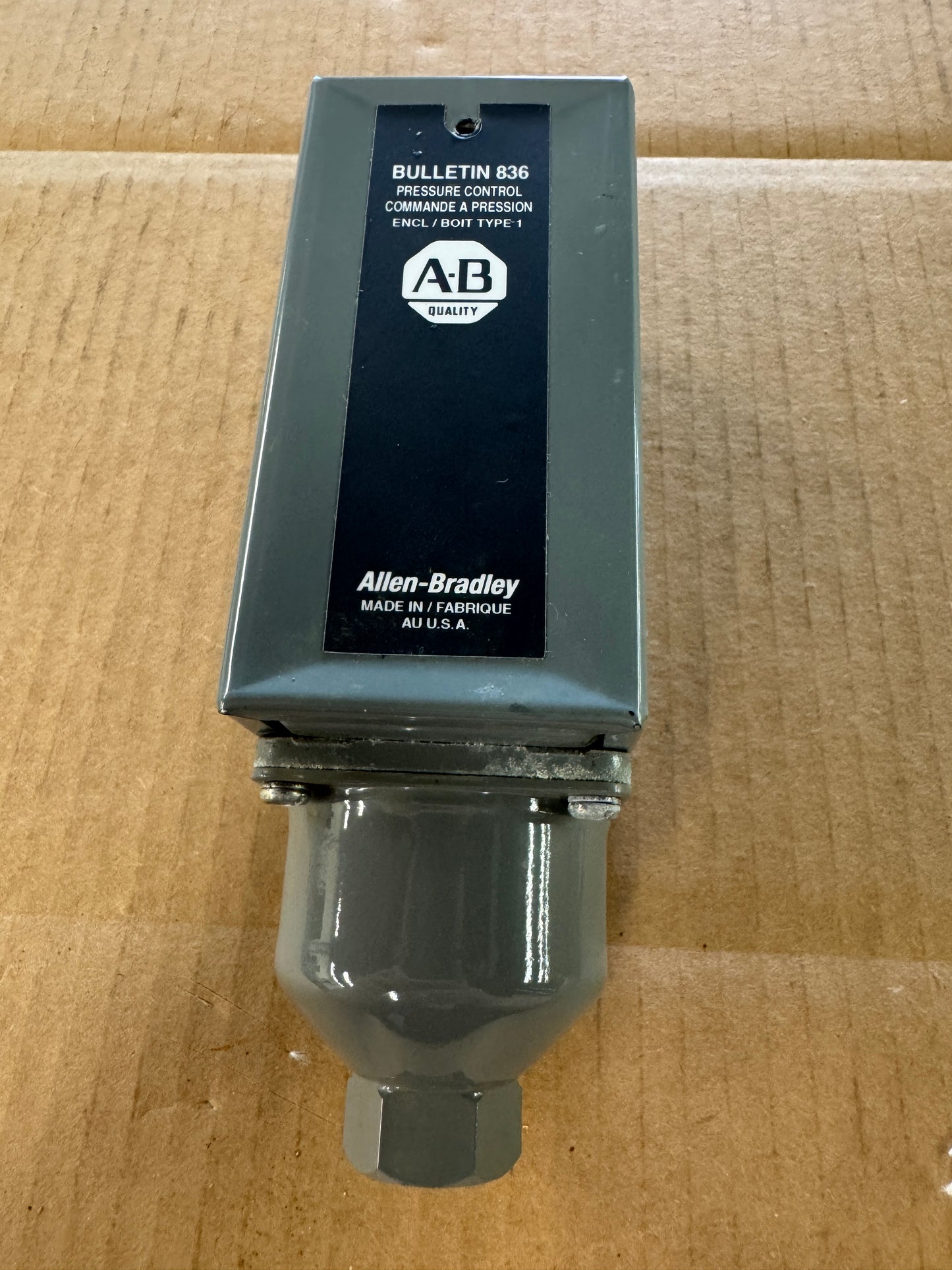 Allen-Bradley Pressure Control Switch 836-C3A 1/4 In. NPTF Female 0.8 To 30 PSI