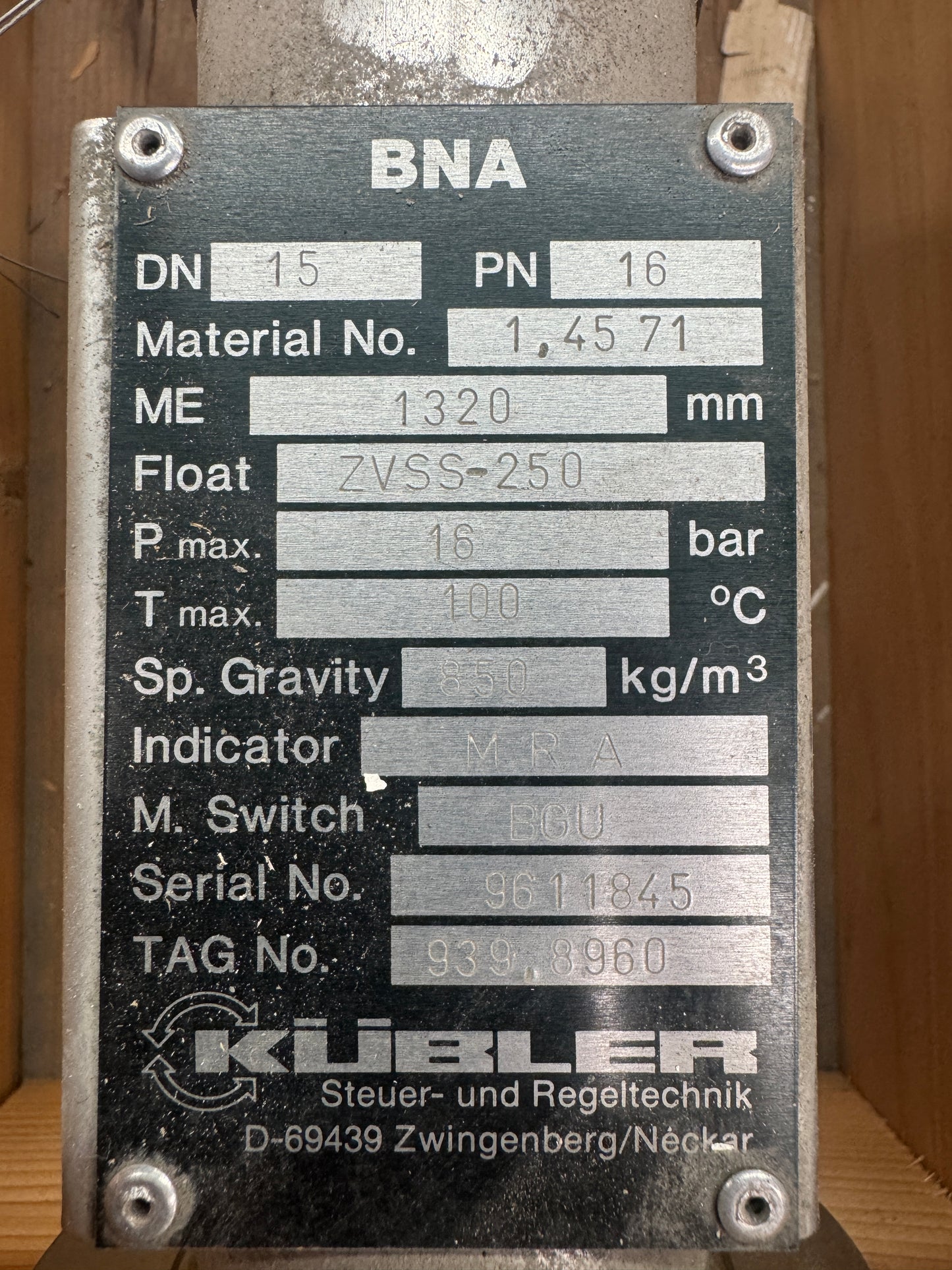 Kübler BNA Magnetic Level Indicator 2 to 250 Volt Untested Surplus