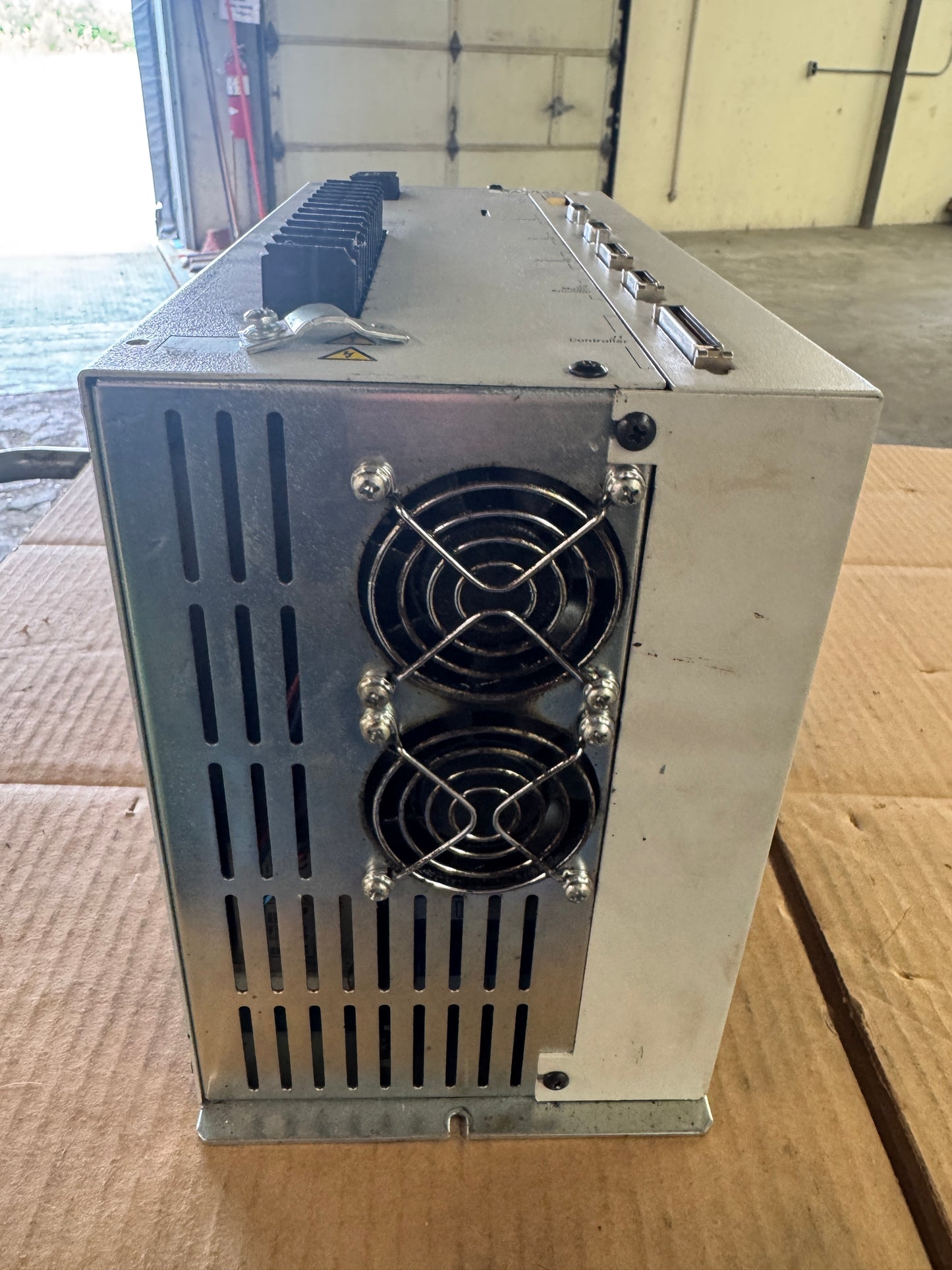 Allen-Bradley 1398-DDM-075 Servo Drive 100-240V AC