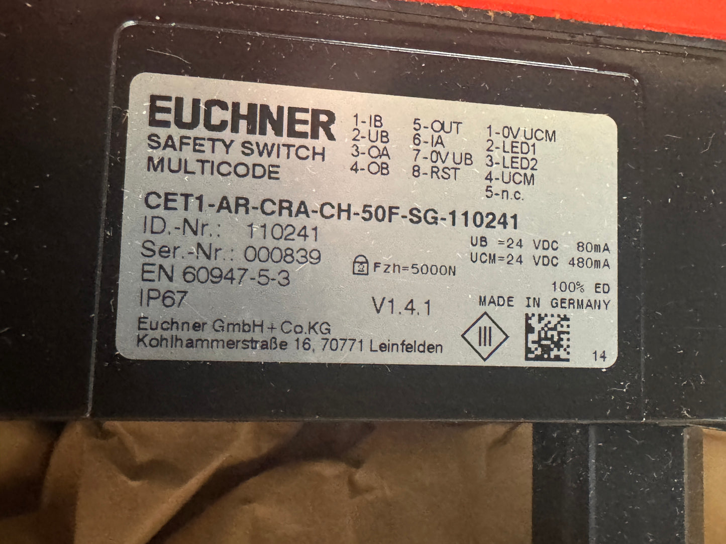 Euchner CET1-AR-CRA-CH-50F-SG-110241 Safety Switch with Guard Locking 24 VDC Untested Surplus