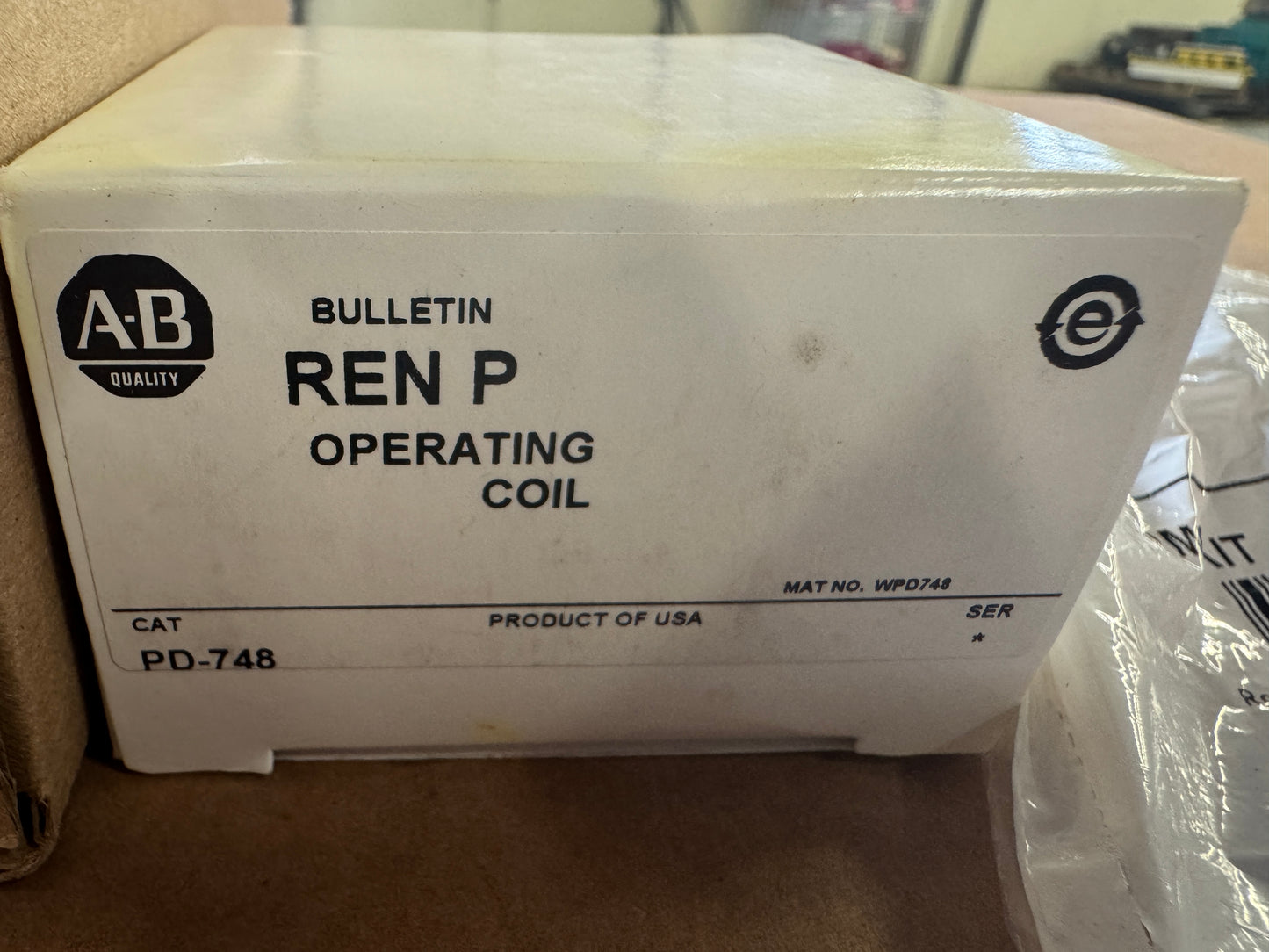 Allen-Bradley Industrial Relay Complete Set 700DC-P000Z24, 700-PMCKIT, PD-748 (Lot of 3) 24V DC
