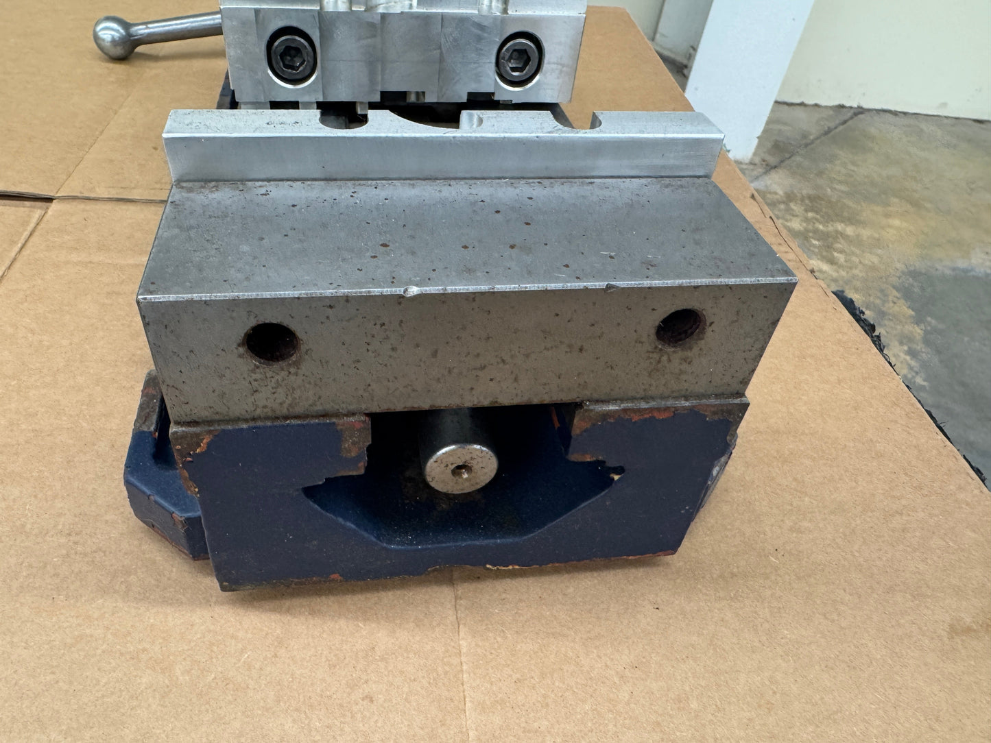 TE-CO Mfg Machine Vise PWS-6900 | 6 In. Jaw Width, 9 In. Jaw Opening m00837