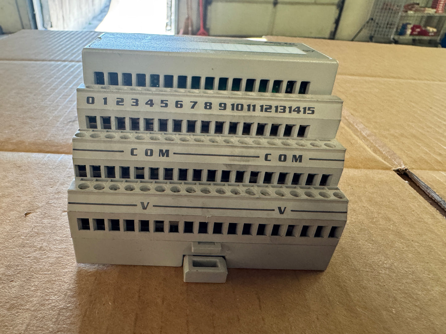 Allen-Bradley 1794-OB16 Digital Output Module 24V DC