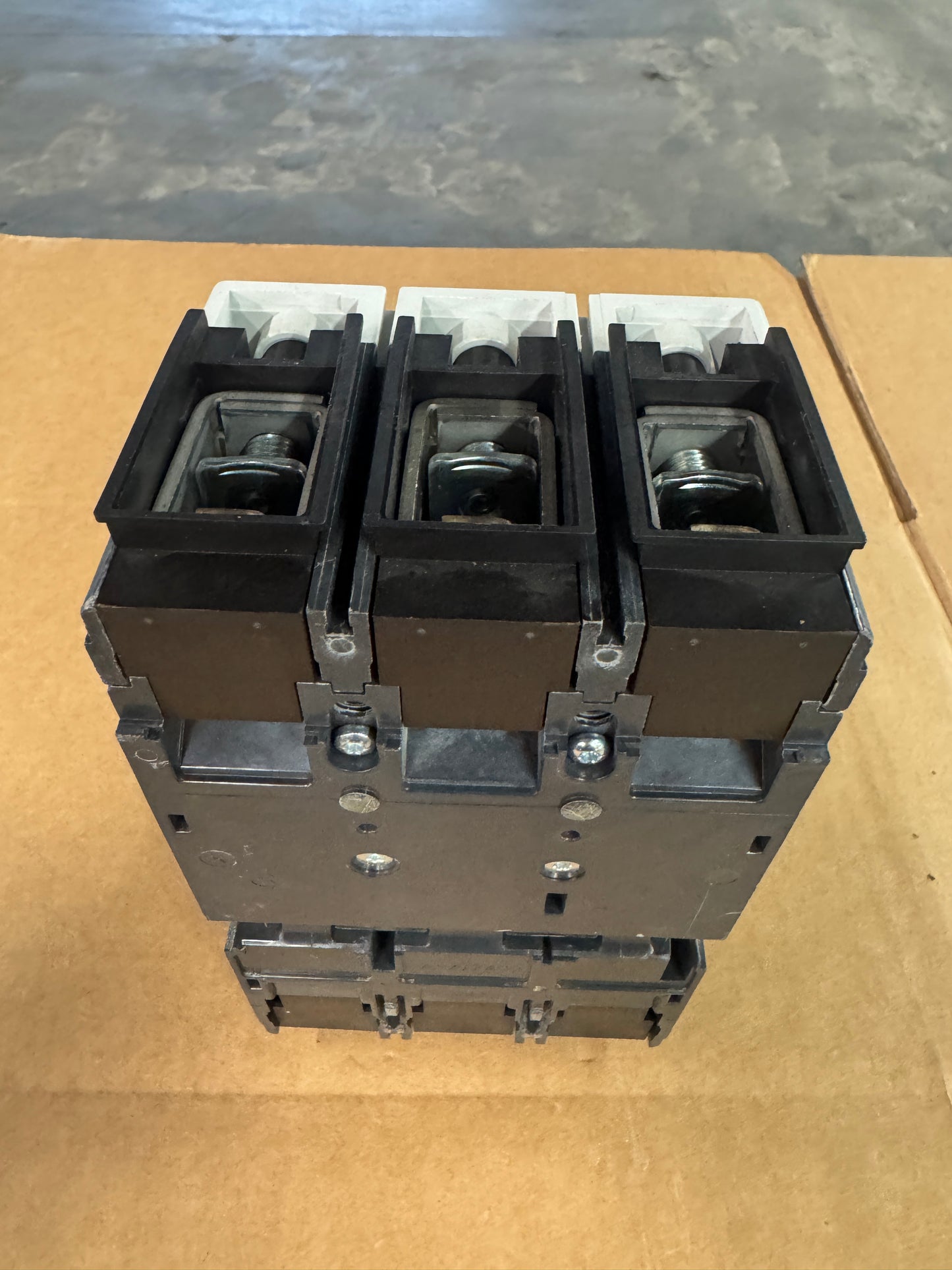 Siemens HFX3P250 Molded Case Circuit Breaker 600V Untested Surplus