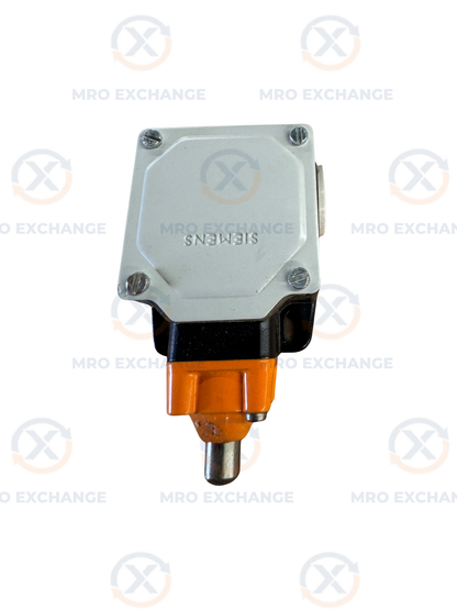 Siemens 3SE2 100-0C Limit Switch 500V Appears Unused