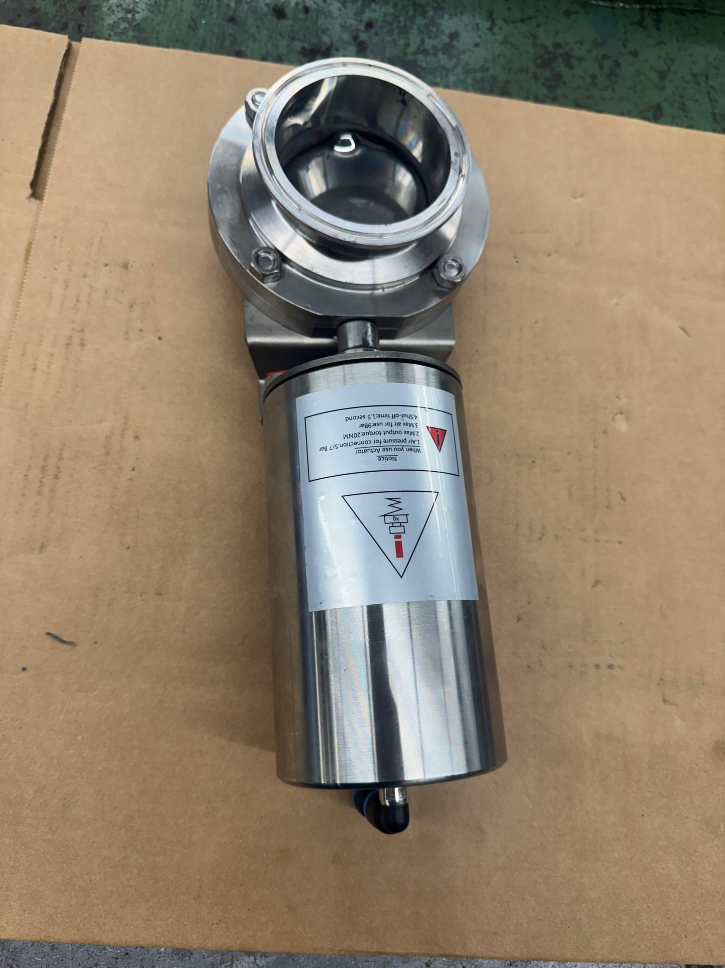Adamant Sanitary Pneumatic Butterfly Valve AV-1PC-3VNC-304-S 3 In. Tri-Clamp 145 PSI