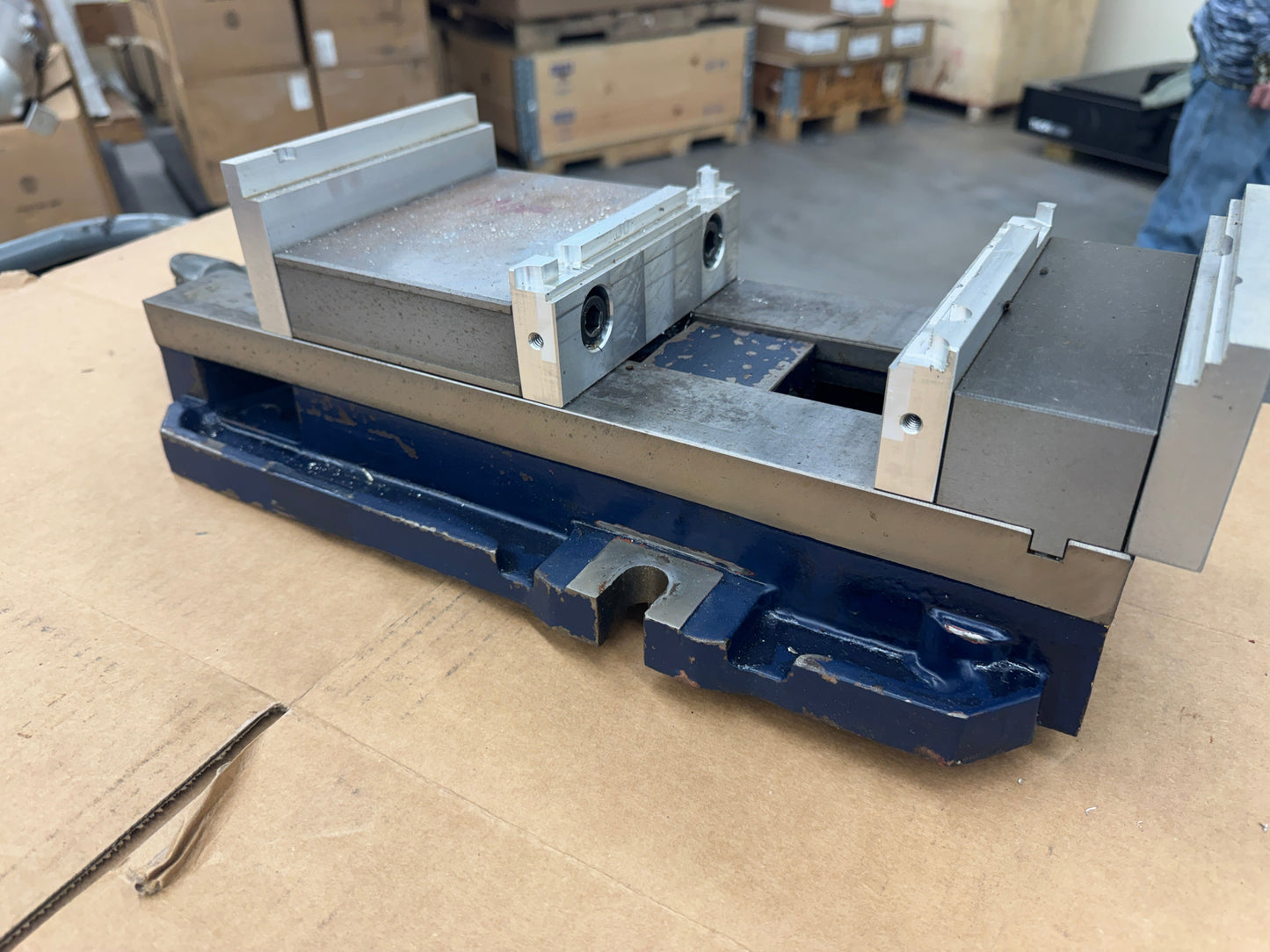 TE-CO Mfg Machine Vise PWS-6900 | 6 In. Jaw Width, 9 In. Jaw Opening m00844