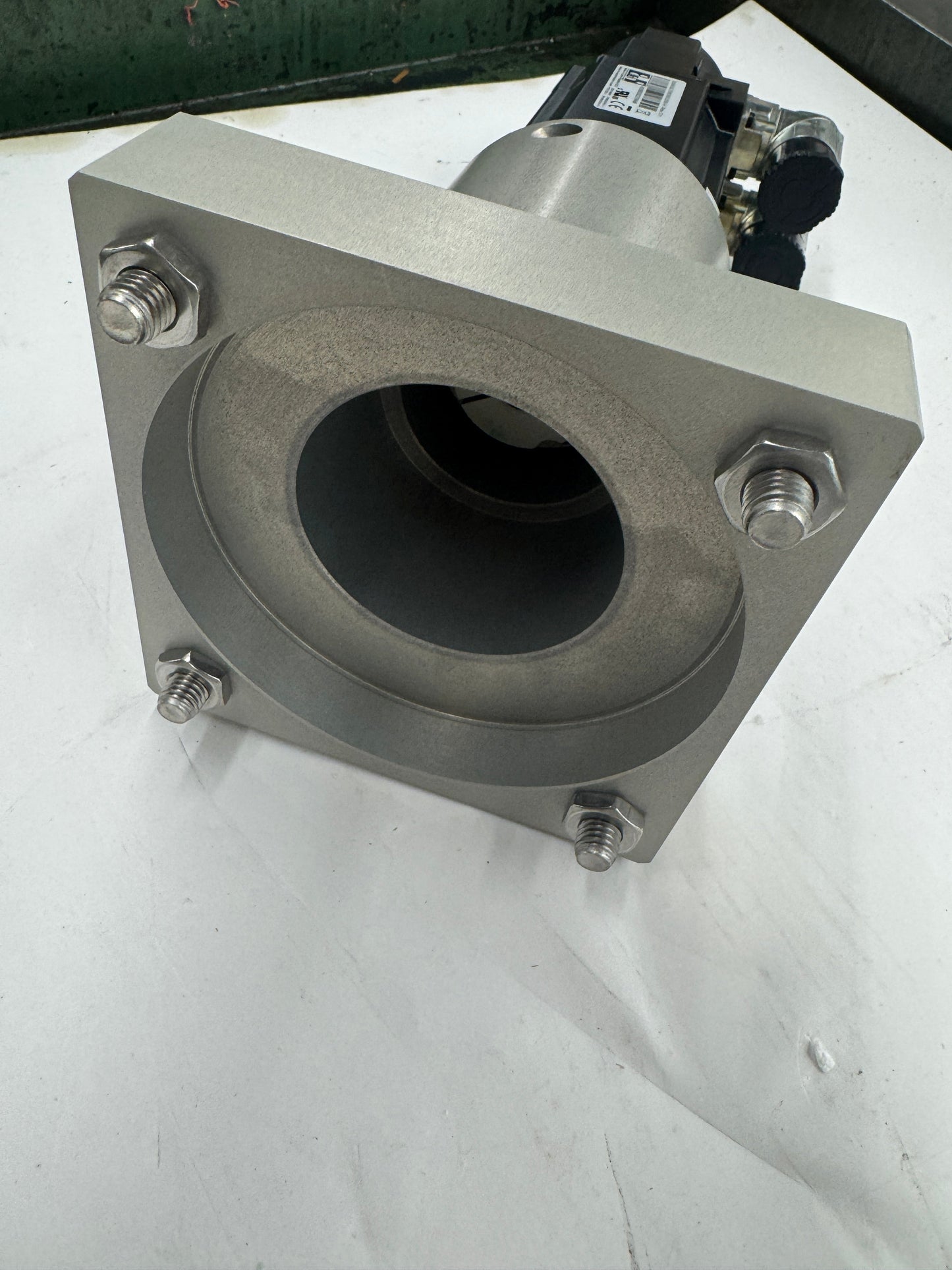 B&R Automation Synchronous Servo Motor 8JSA32.E9030D200-0 - Variable 3000 RPM