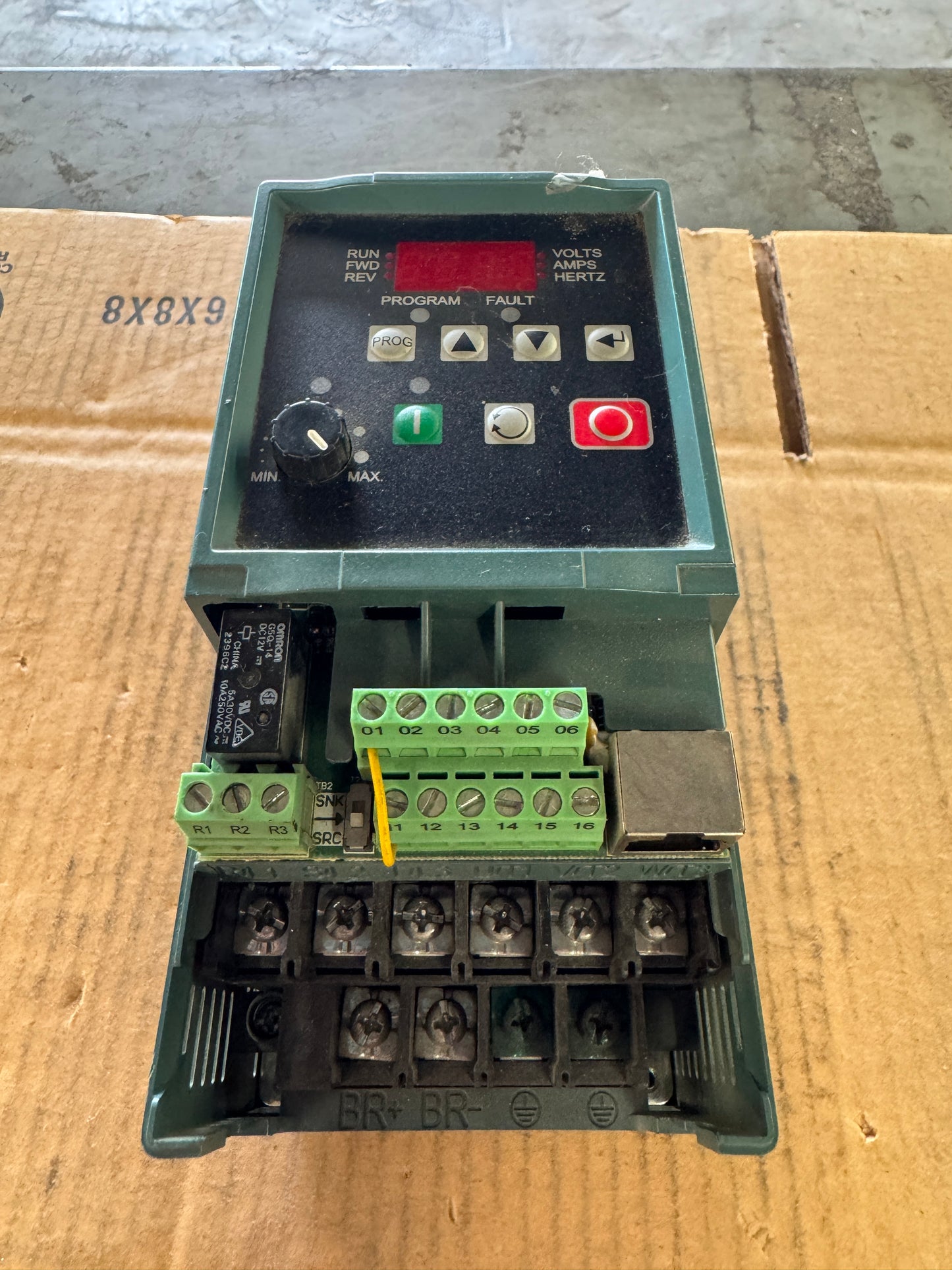 Reliance Electric AC Drive 6MD400P5 - 1 HP Variable RPM