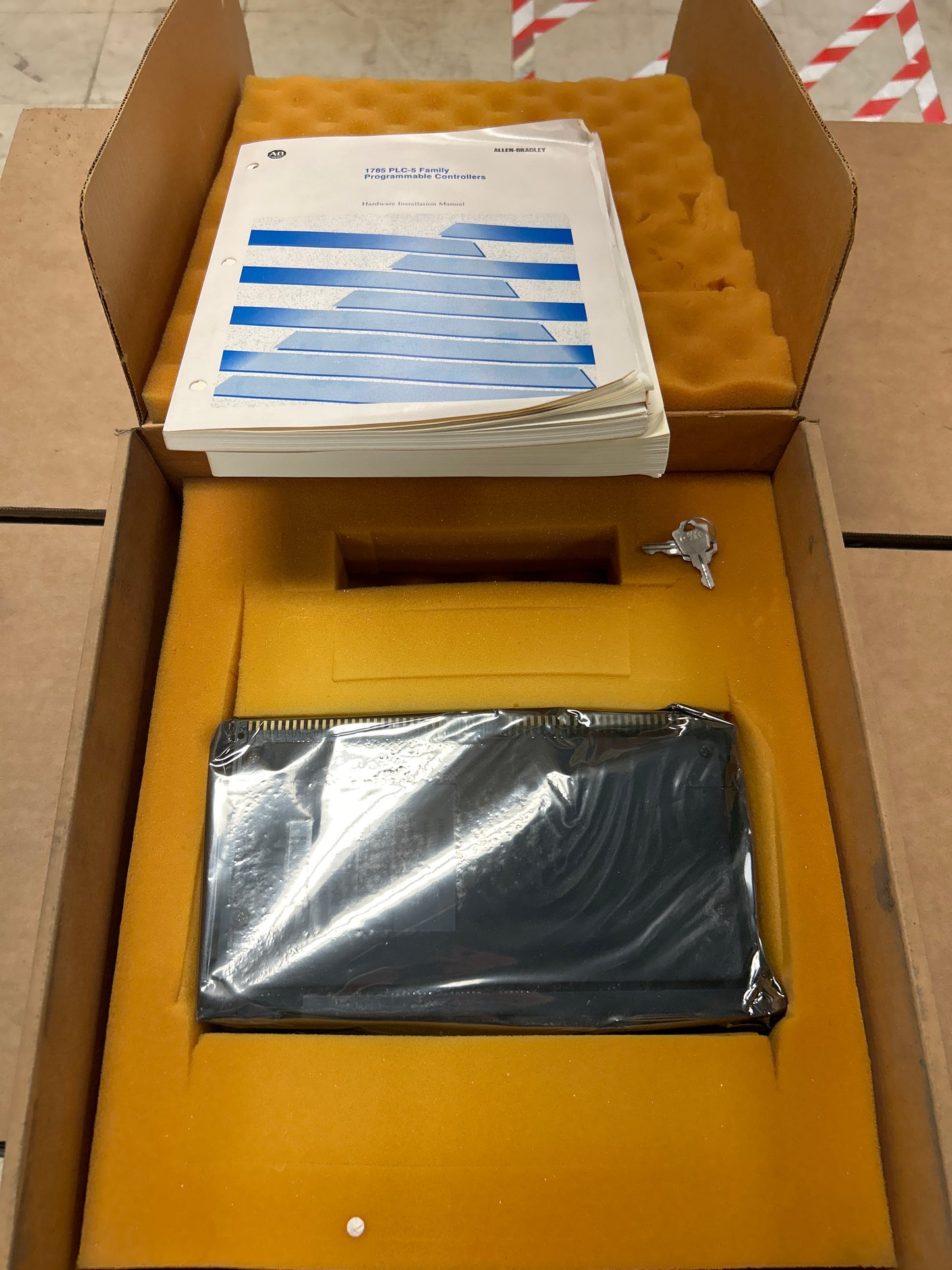 Allen-Bradley PLC Processor Module 1785-LT B 5 VDC