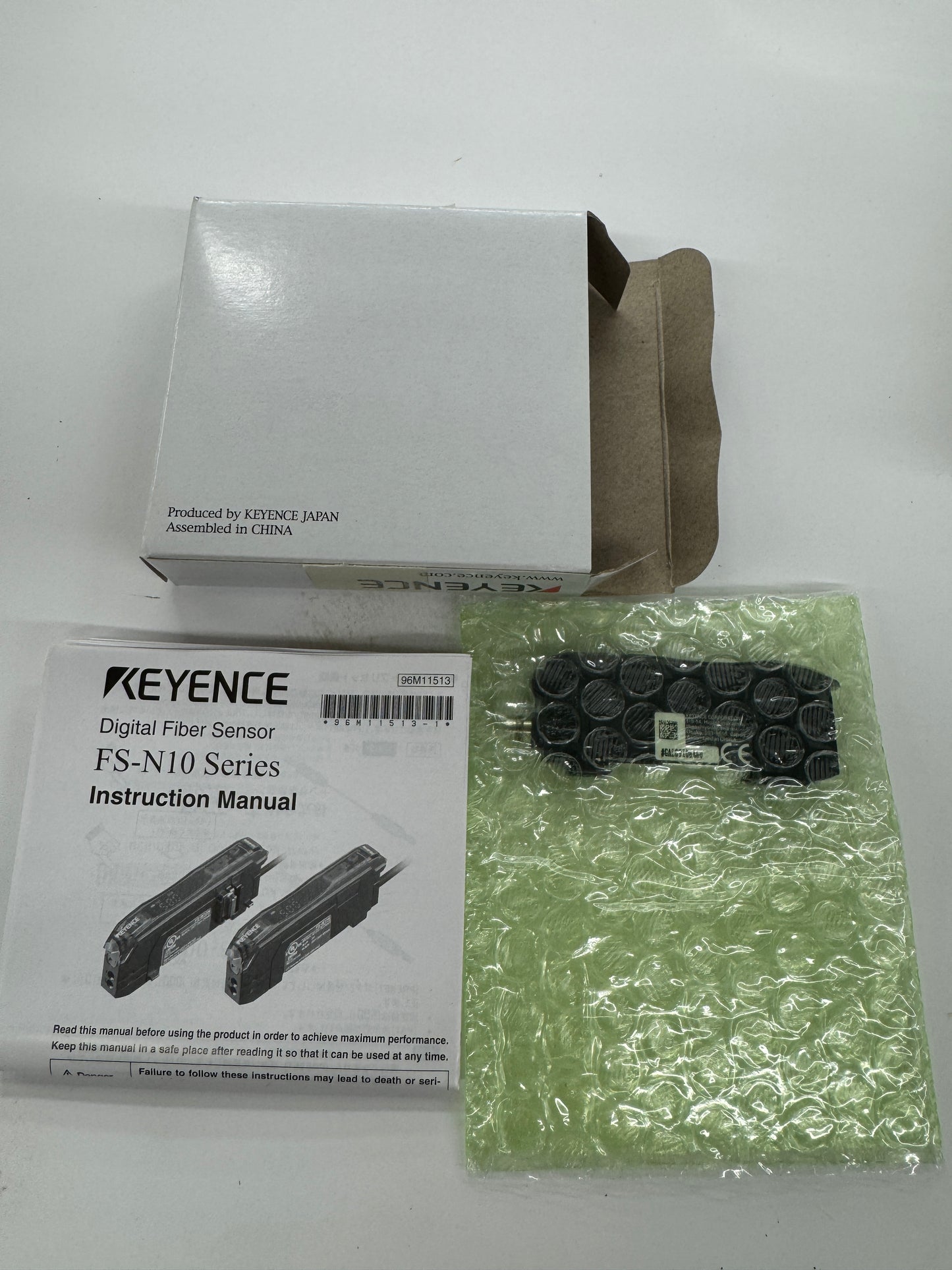 Keyence Digital Fiber Optic Sensor Amplifier FS-N11CP 12 to 24 VDC
