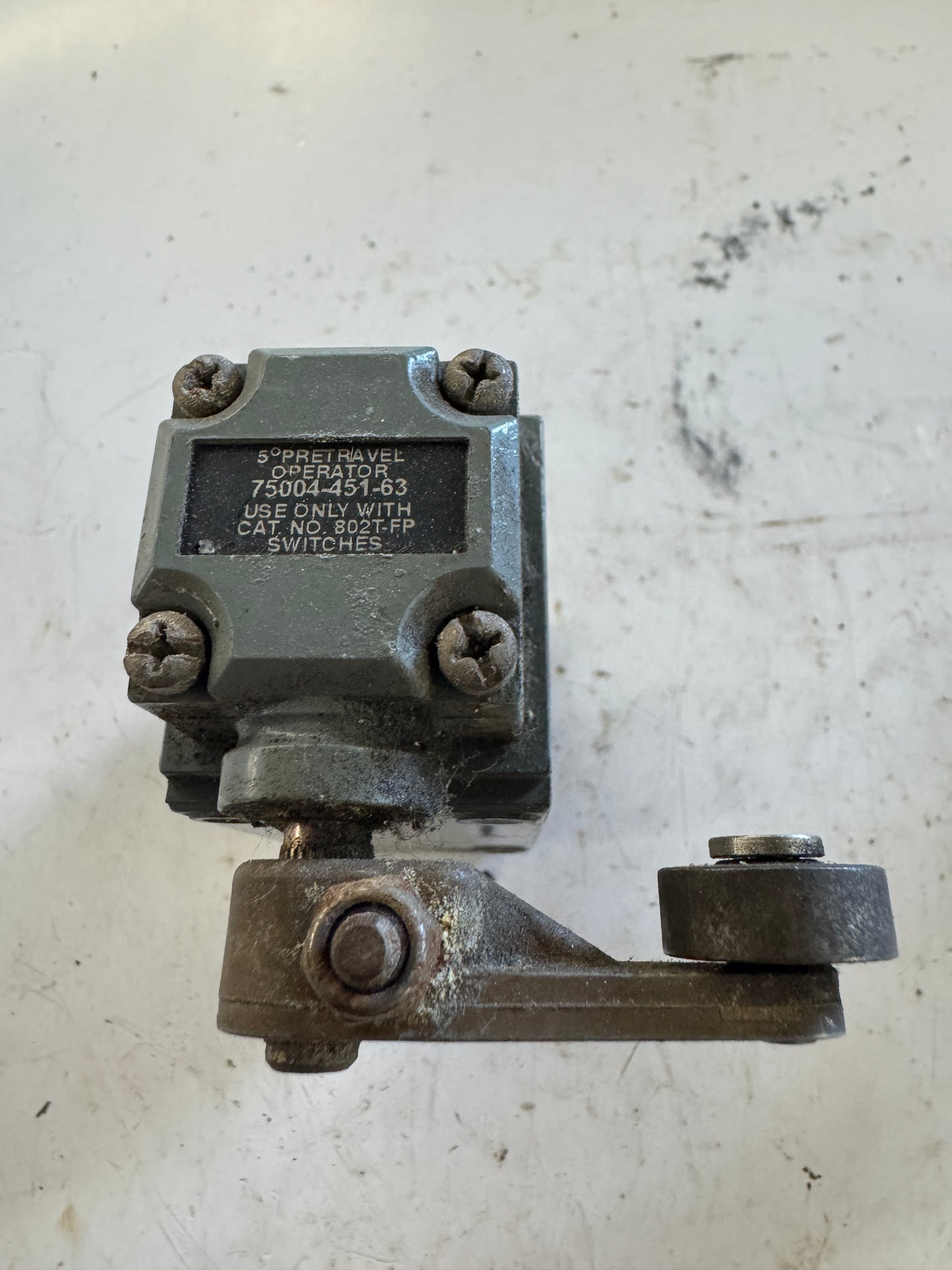 Allen-Bradley Oiltight Limit Switch 802T-FP 120-600V AC