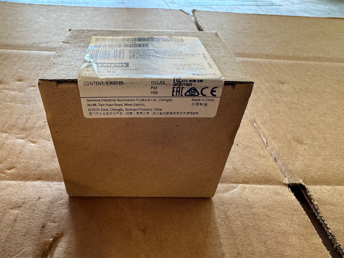 Siemens 6ES7 132-4BD32-0AA0 Digital Output Module 24V DC Factory Sealed