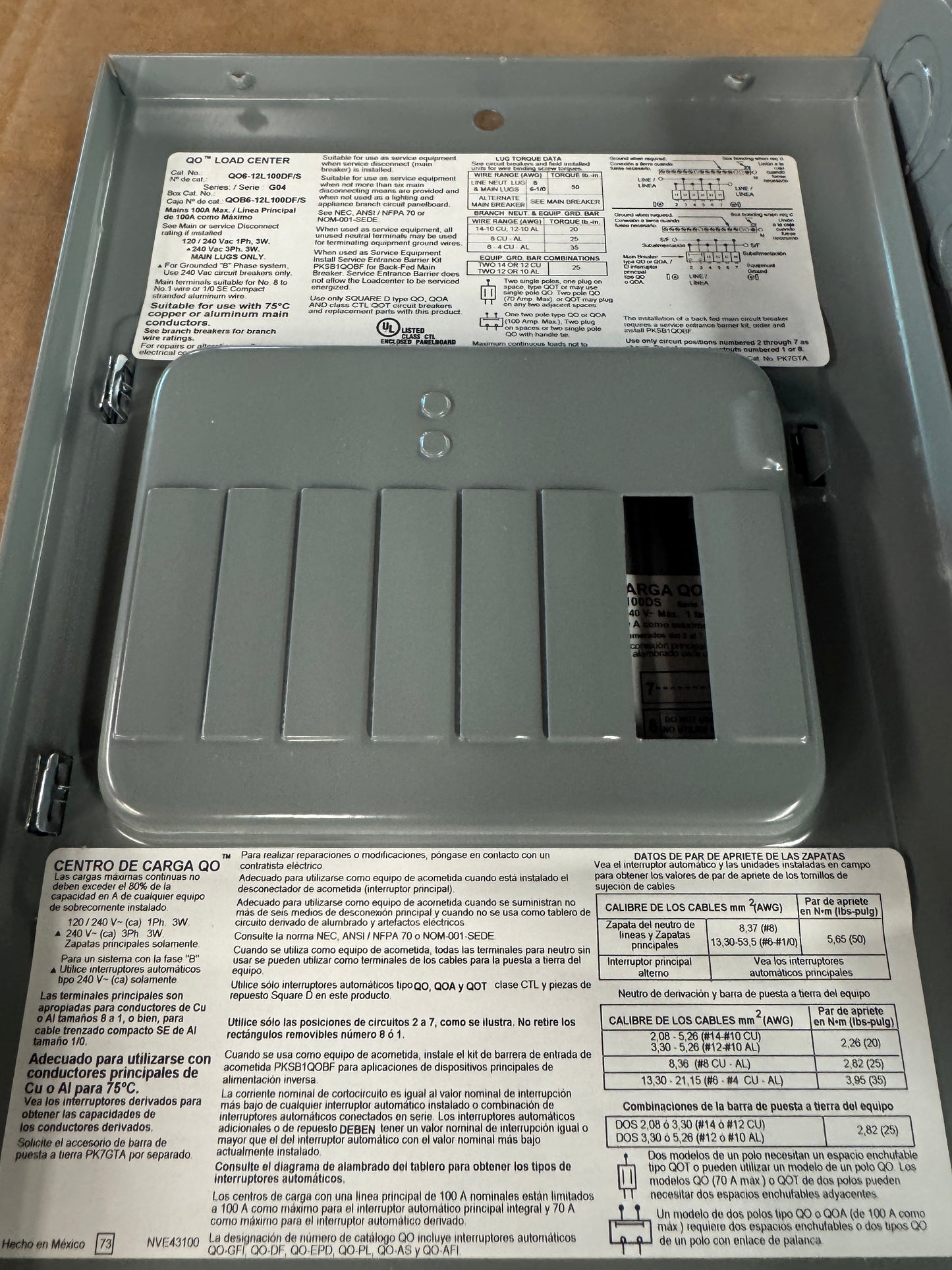 Square D Load Center QO612L100DS 120/240V