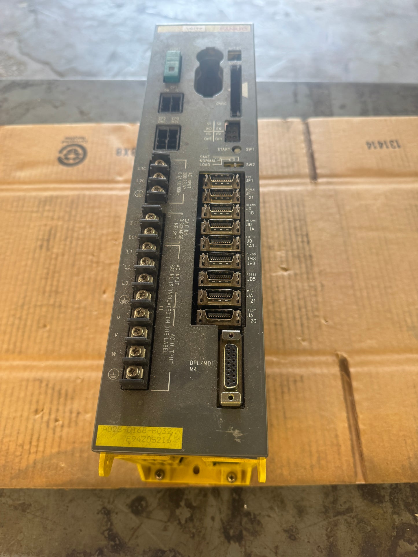 FANUC A02B-0168-B032 Power Mate Model E Control Unit 200 to 230V Untested Surplus