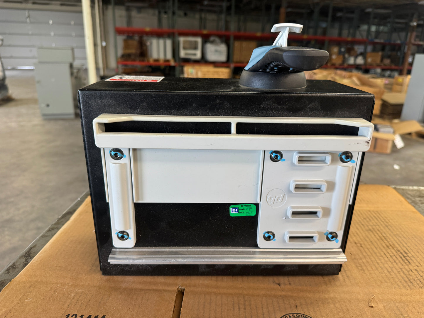 E+I Engineering IMPB-T-V2-2.A.30A.2P-2.C Busway Tap Off Unit 208/120V Untested Surplus