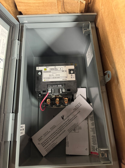 Square D Enclosed AC Magnetic Contactor 8502SDA2V02S