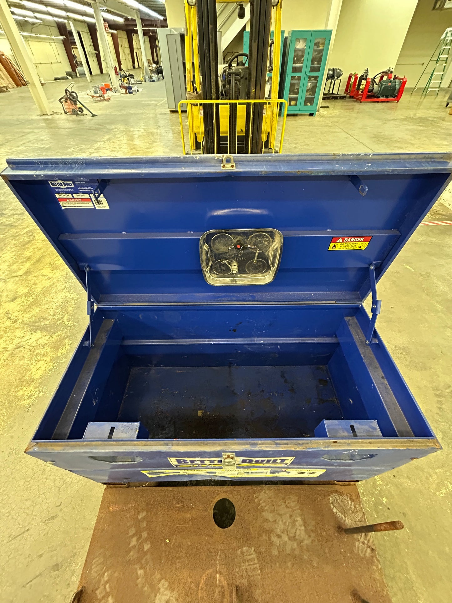 Better Built Jobsite Box 37111206