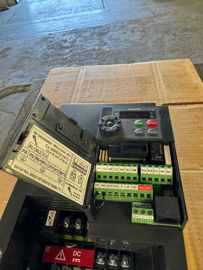 Toshiba VFS15-4037PL-W1 Variable Frequency Drive 380/500V 3-Phase Untested Surplus