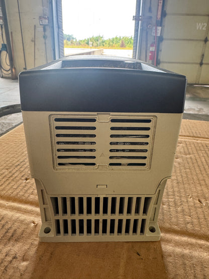 Allen-Bradley AC Drive 22A-D8P7N104 - 5 HP Variable RPM 01648