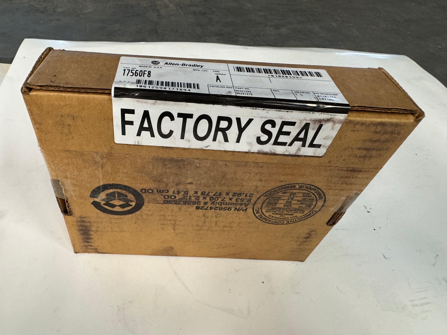 Allen-Bradley Analog Output Module 1756-OF8 5V DC / 3.3V DC