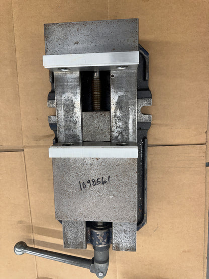 TE-CO Mfg Machine Vise PWS-6900 | 6 In. Jaw Width, 9 In. Jaw Opening m00838