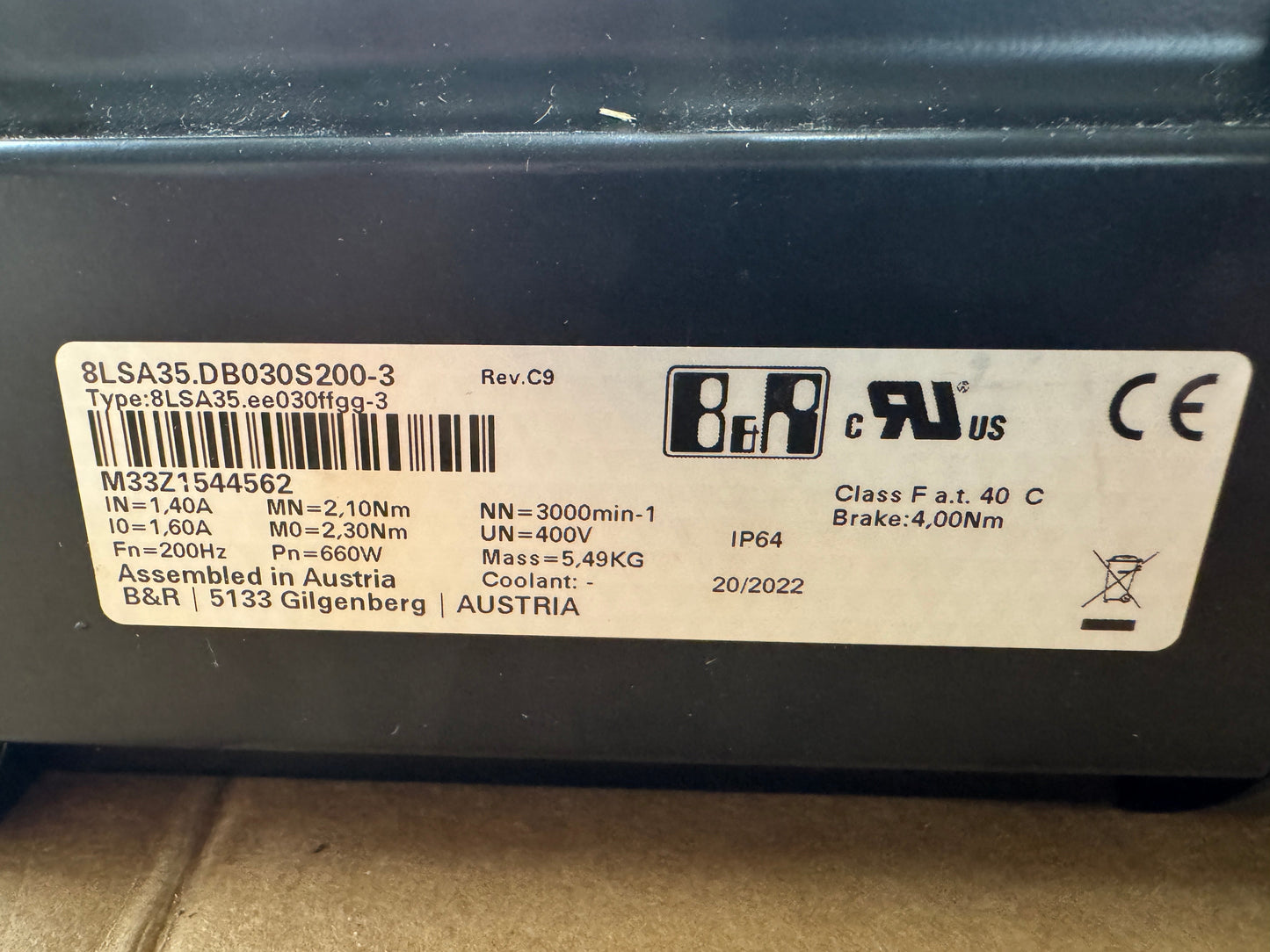 B&R Servo Motor 8LSA35.DB030S200-3 - 1 kW 3000 RPM m00901