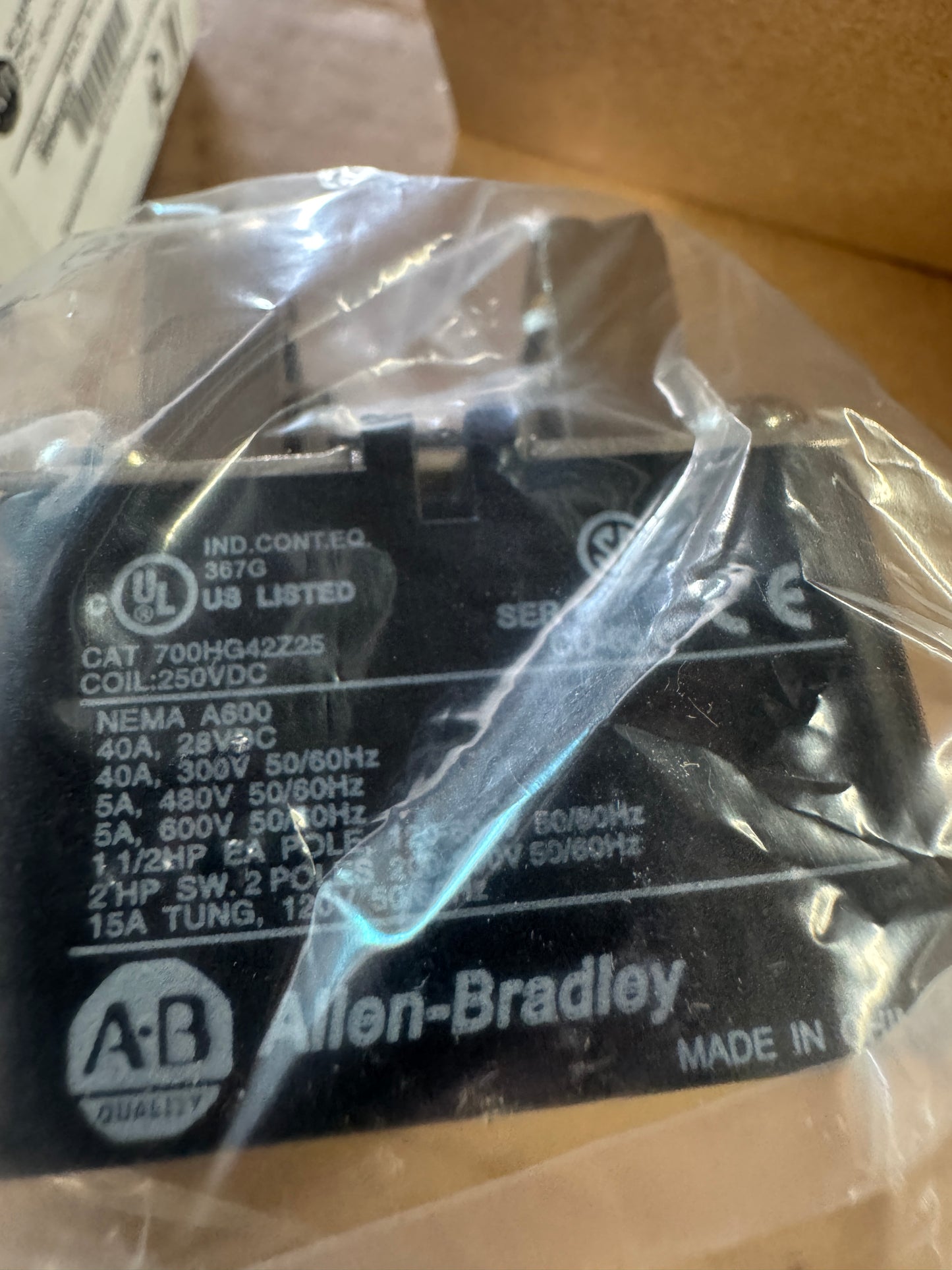 Allen-Bradley Power Relay 700-HG42Z25-6 250 VDC Coil