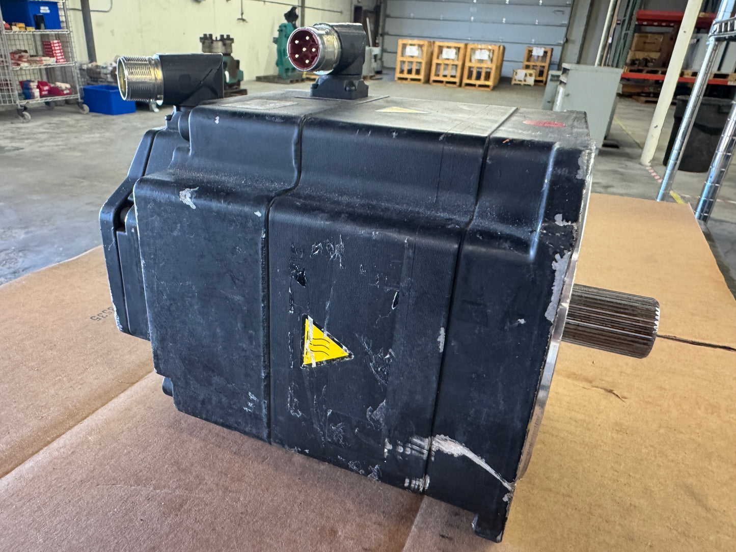 KUKA Servo Motor 1FK7101-5AY71-1SY3-Z - 5 kW 3000 RPM