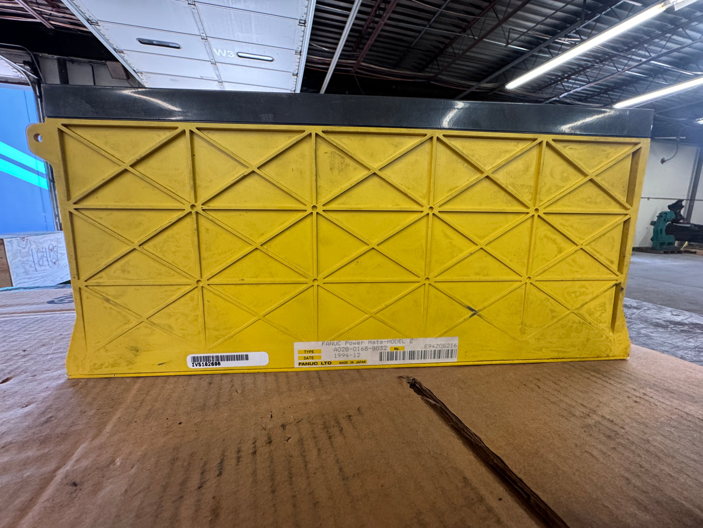 FANUC A02B-0168-B032 Power Mate Model E Control Unit 200 to 230V Untested Surplus