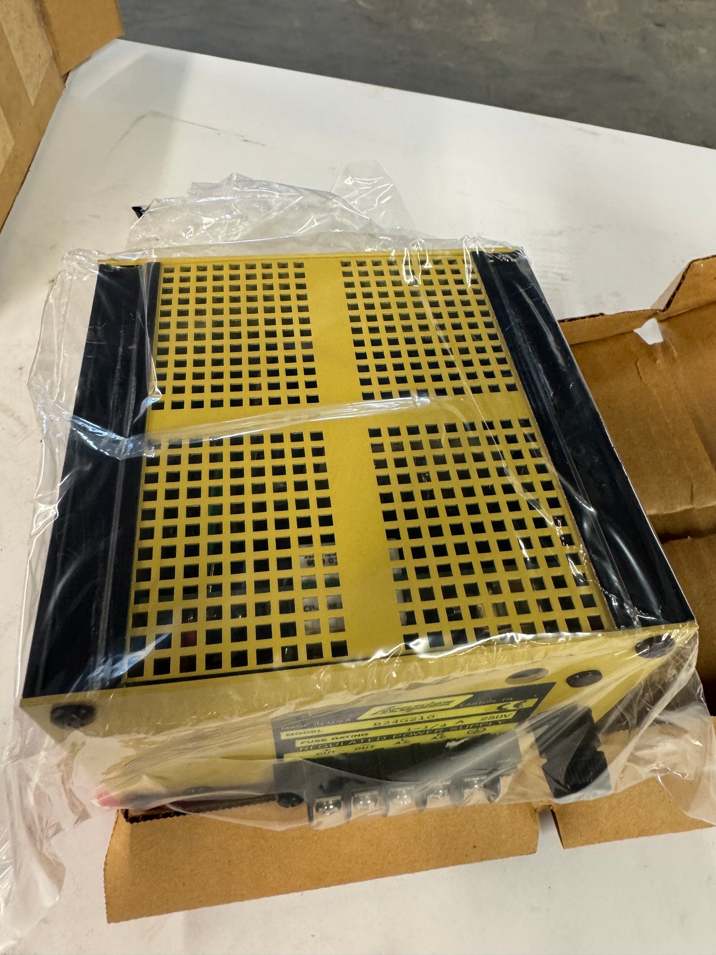 Acopian Regulated Power Supply B24G210