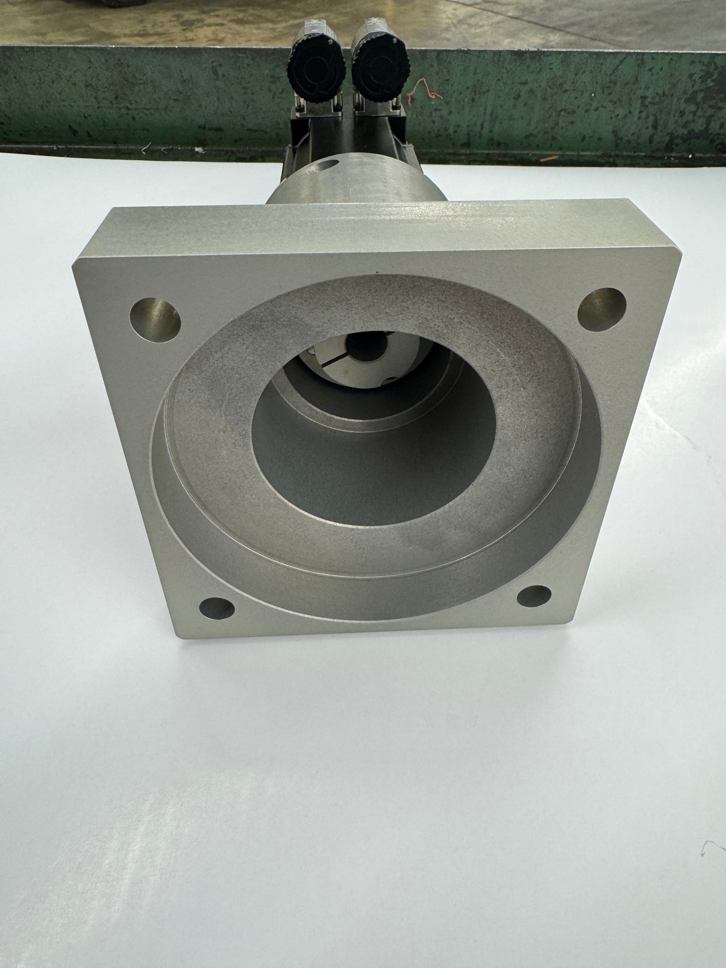 B&R Automation Servo Motor 8JSA32.E9030D200-0 - Variable 3000 RPM