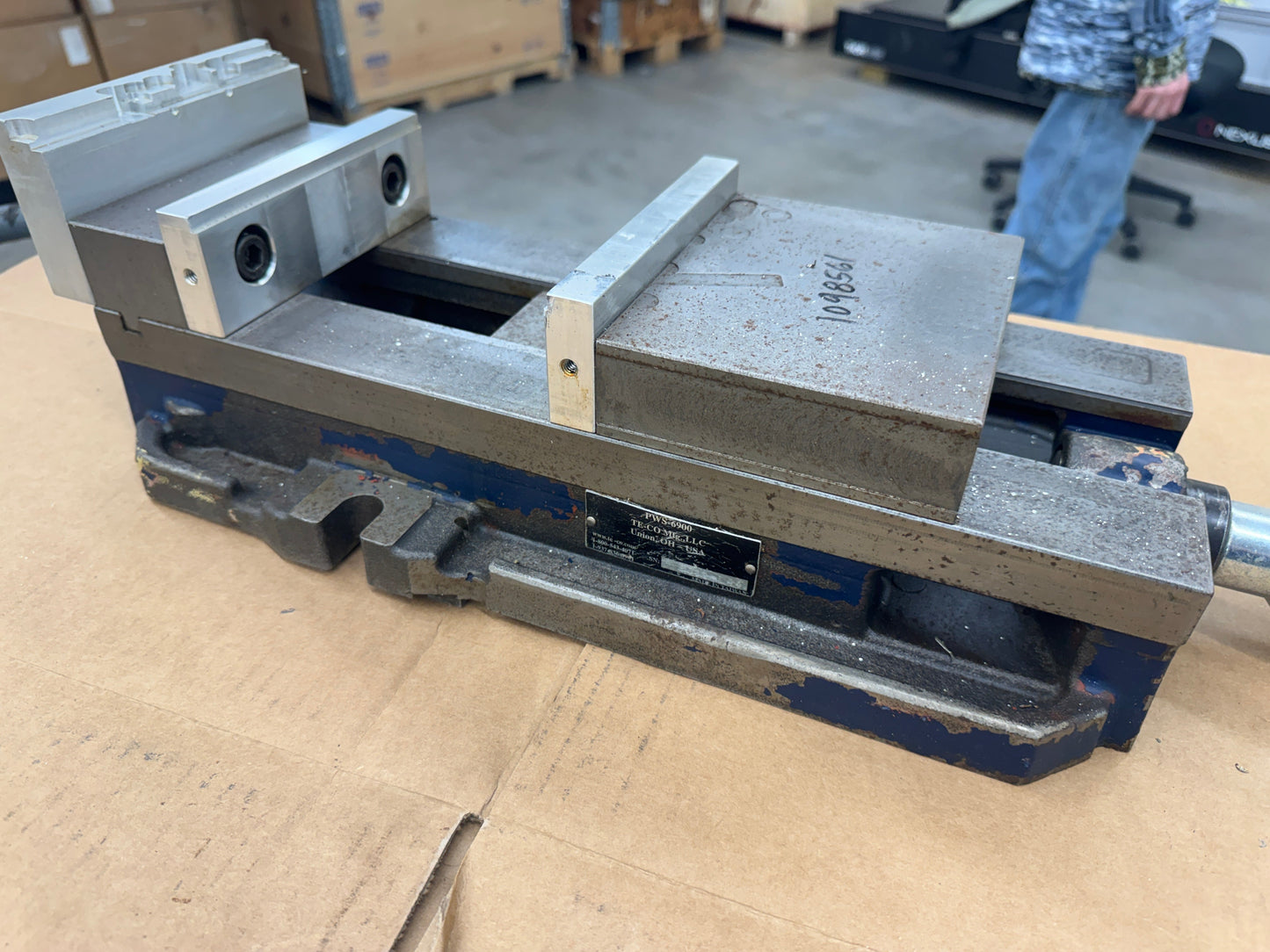 TE-CO Mfg Machine Vise PWS-6900 | 6 In. Jaw Width, 9 In. Jaw Opening m00842