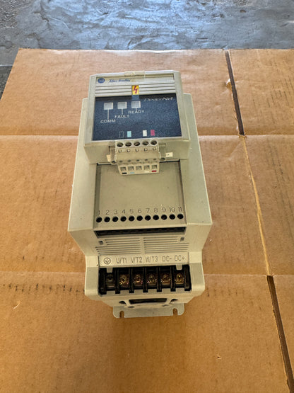 Allen-Bradley 160-BA10NPS1 Variable Frequency Drive 380-460V 3-Phase 05123