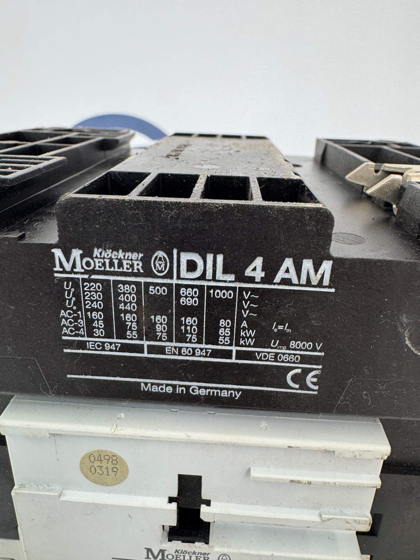 Klöckner Moeller Z5-100/SK4 Motor Starter Assembly with DIL 4 AM Contactor and 11 SI DIL M Auxiliary Contact Block