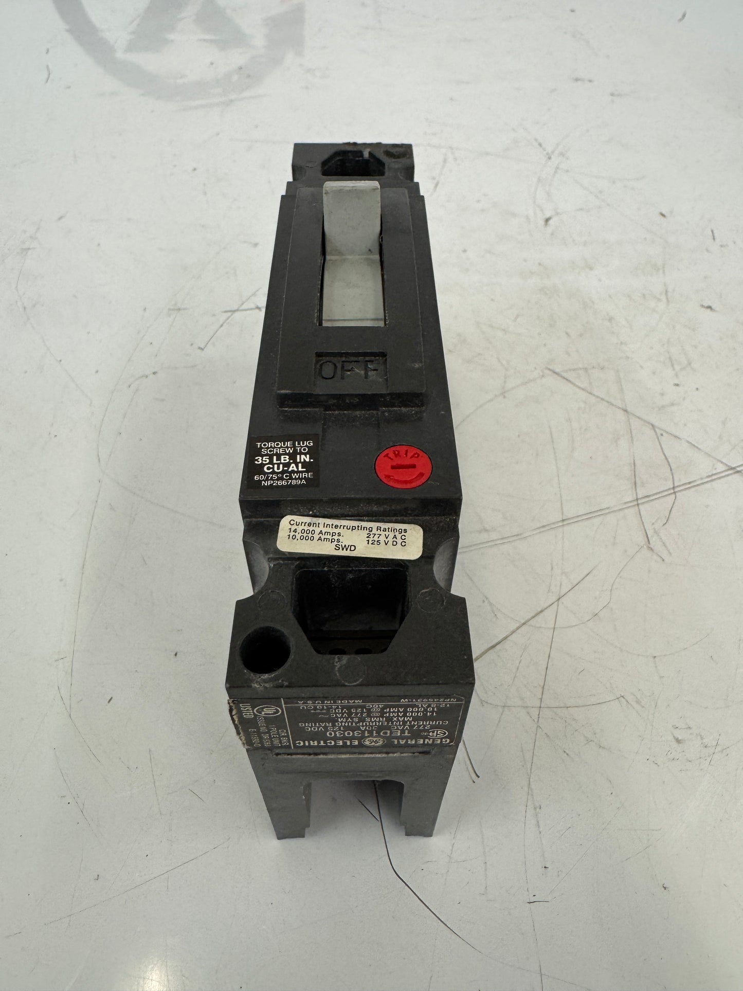 General Electric Molded Case Circuit Breaker TED113030 277 VAC / 125 VDC