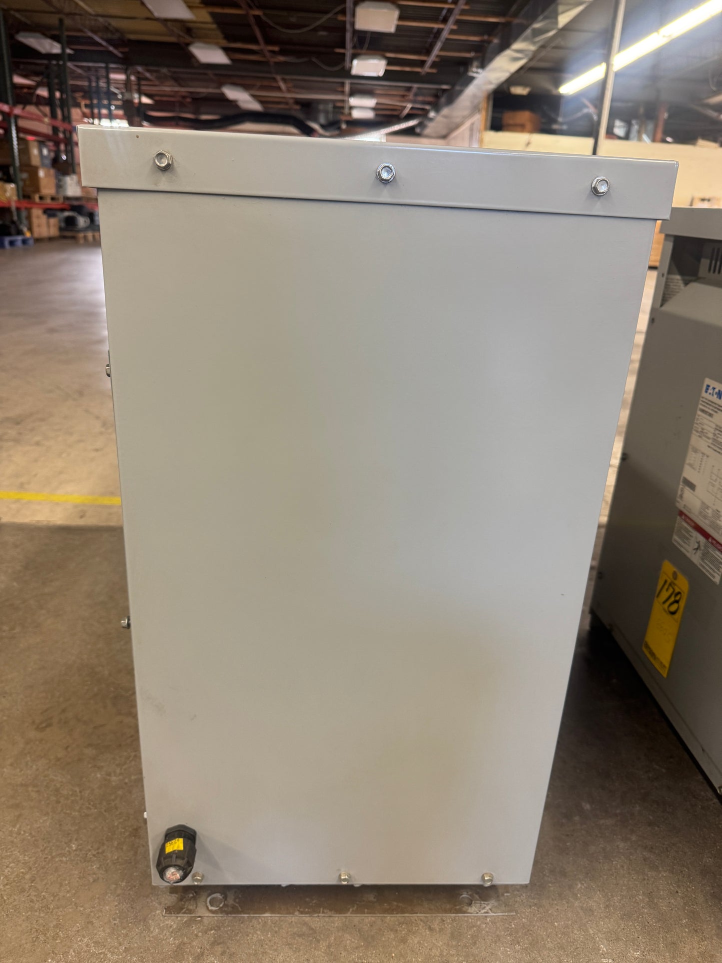 Eaton V48M28T45EE Dry Type Distribution Transformer Untested Surplus