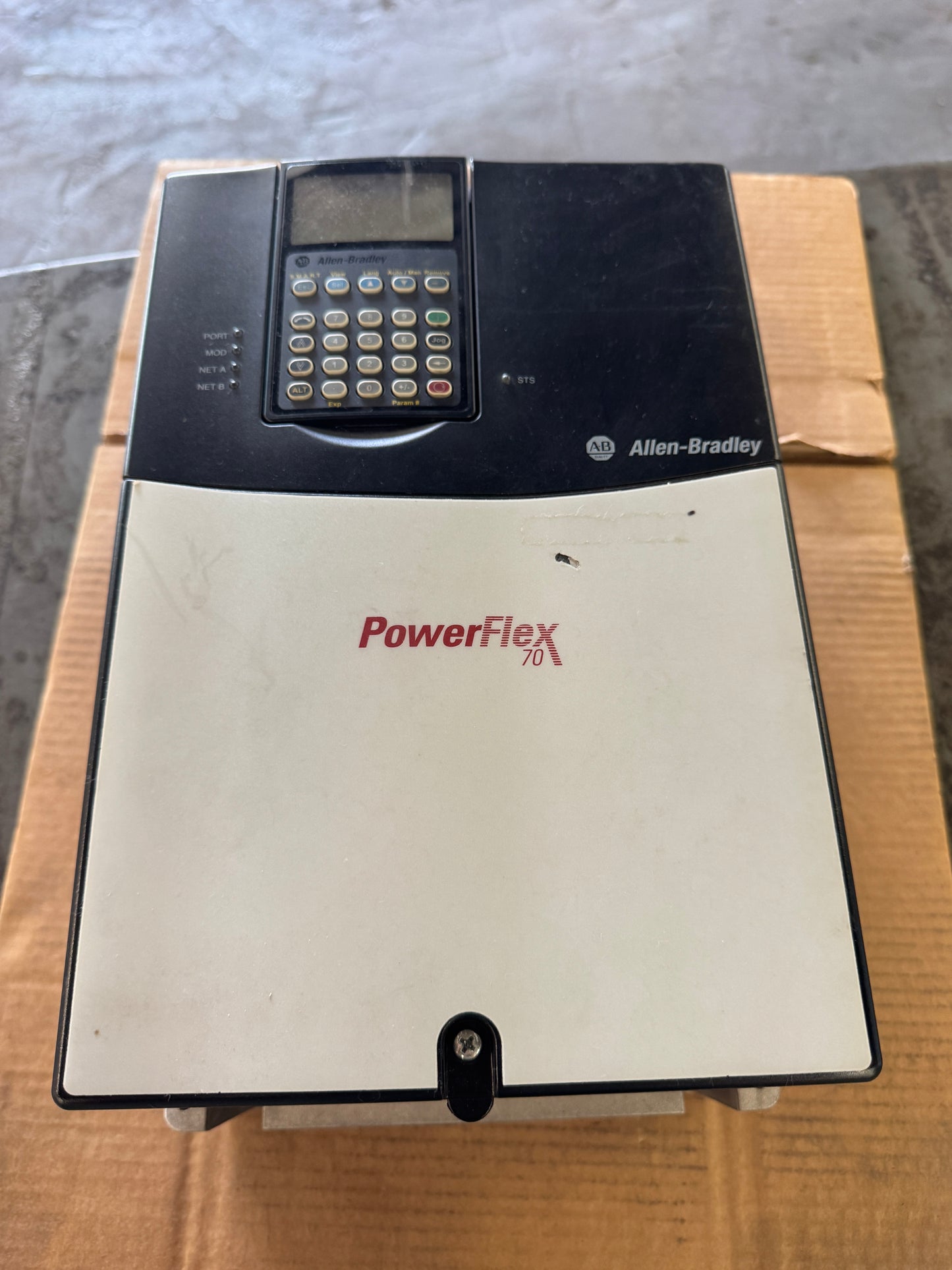 Allen-Bradley 20AD034A3AYNANC0 Variable Frequency Drive 480V AC 3-Phase 01609