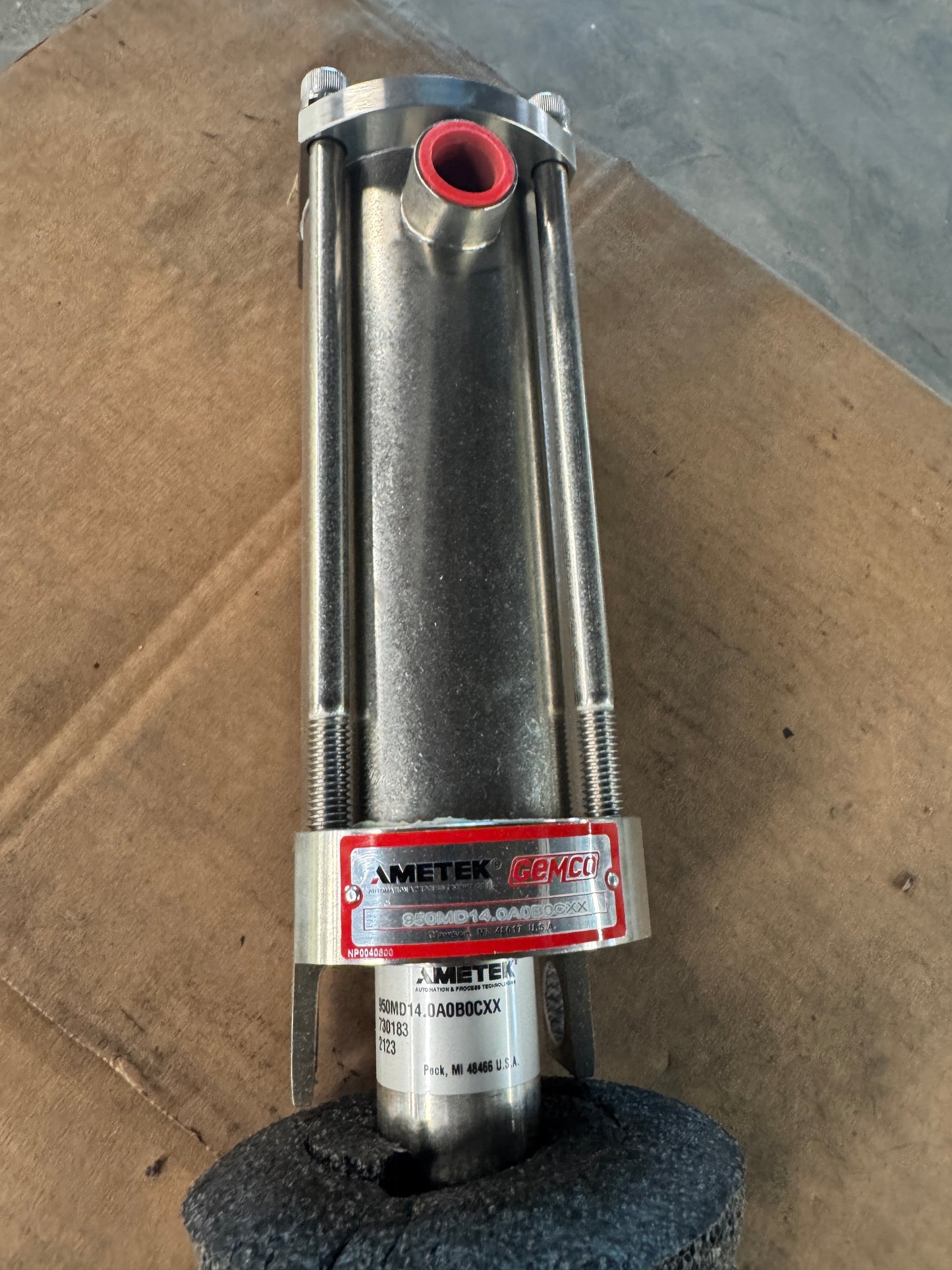 Ametek Gemco Mill Duty Linear Displacement Transducer 950MD14.0A0B0CXX 24 VDC