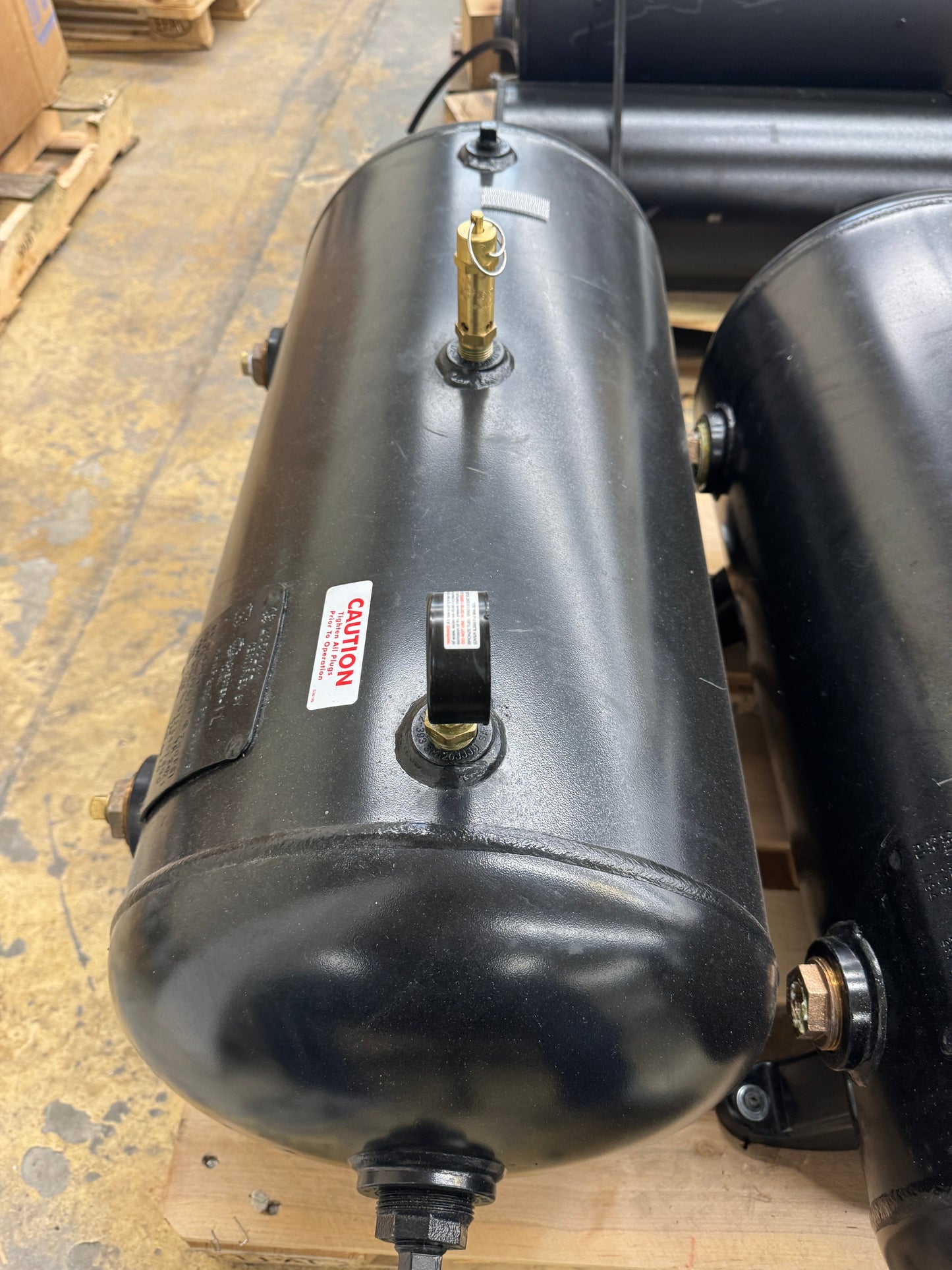 Manchester Horizontal Air Receiver Tank 304962 200 PSI MAWP