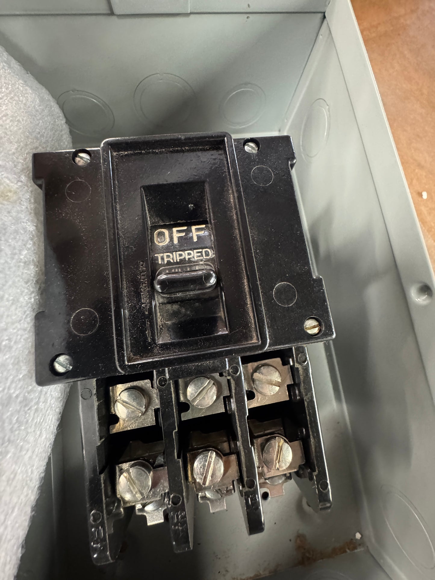 General Electric Manual Motor Starter CR1062R1B 600V AC