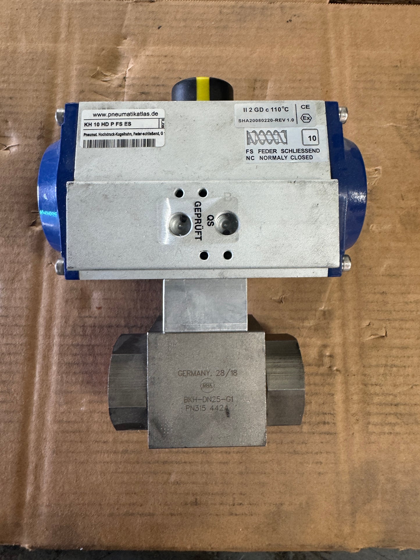 Pneumatikatlas Pneumatic Actuated Ball Valve KH 10 HD P FS ES G1 In. BSP PN315