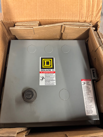 Square D NEMA Size 1 Reversing Magnetic Starter 8736SCG8V02S