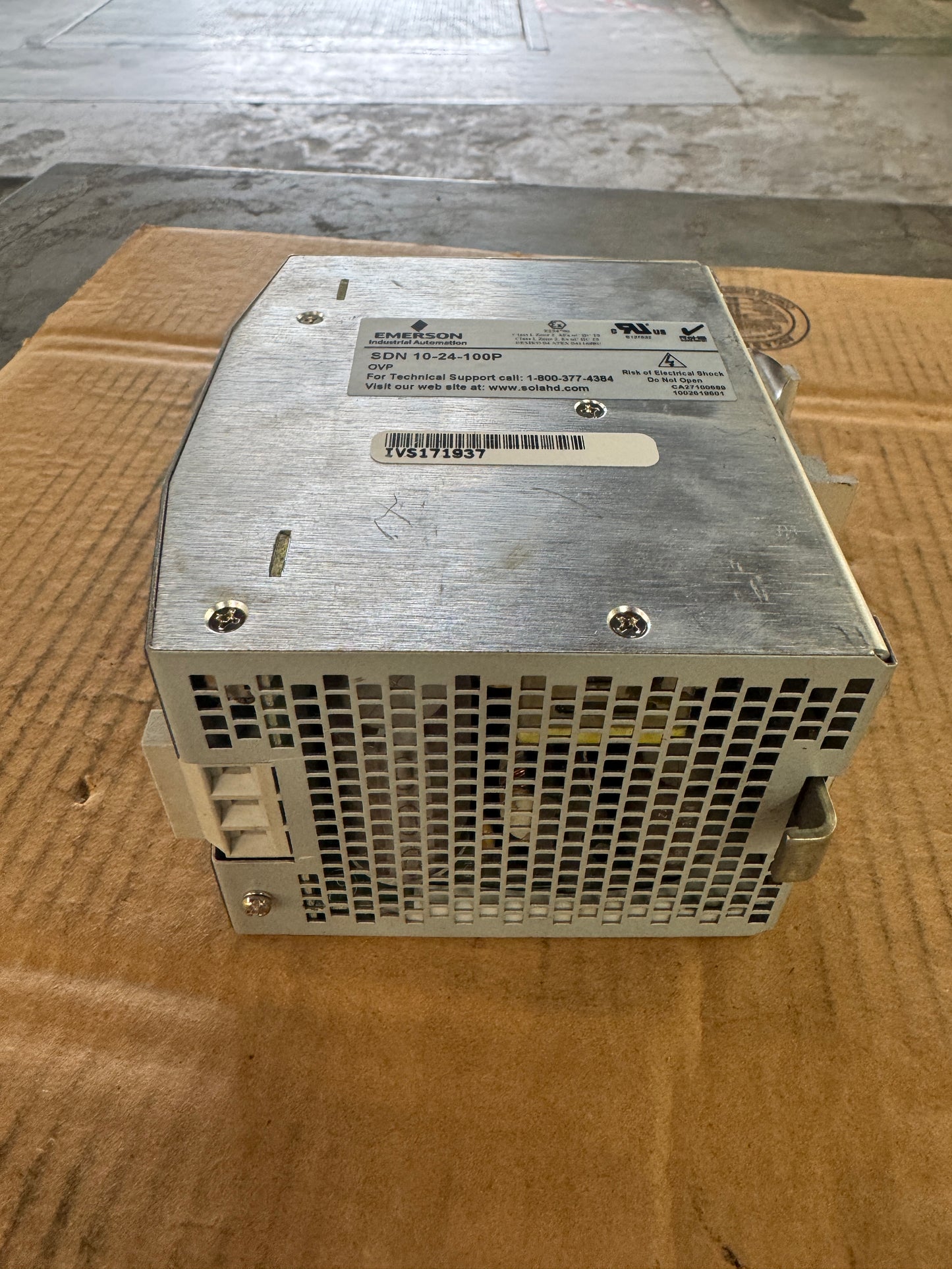 SolaHD SDN 10-24-100P DIN Rail Power Supply Untested Surplus