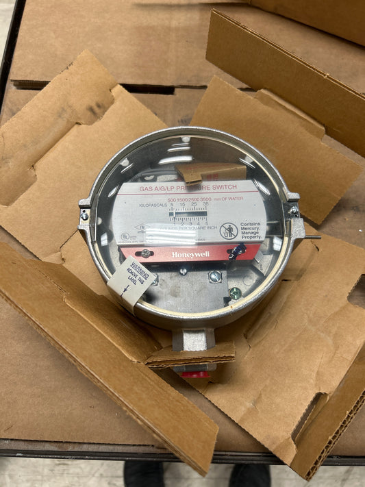 Honeywell Gas Pressure Switch C437D-EGH 1/2 In. NPT 0 to 5 PSI