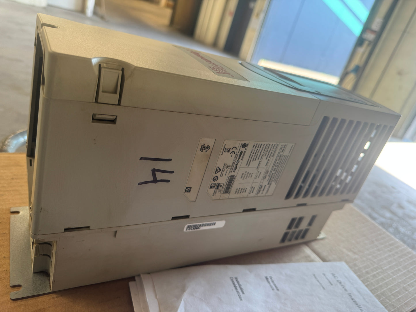 Allen-Bradley 20G11ND022AA0NNNNN Variable Frequency Drive 480V AC, 3-Phase